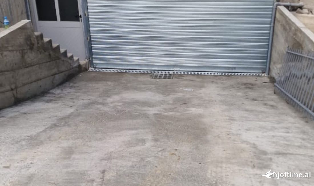 Jepet Magazine me Qira afer CASA ITALIA-s