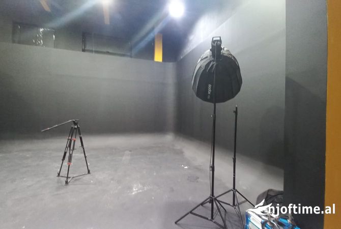 💰 Ambient komercial me qira 📌 ne rrugen 5 Maji, Tirane