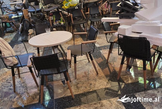 Pajisje biznesi ne shitje ne Tirane - 1,800 Leke