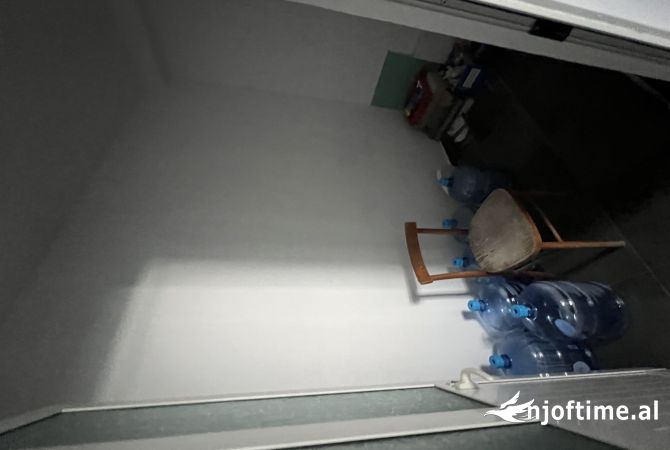 Ofrohet ambjent biznesi per qira, Myslym Shyr