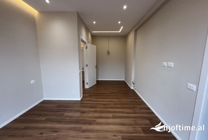 Shtepi me qera Apartament ne Tirane, 2+1, Mobilimi E mobiluar, Pagesa 600  Euro.