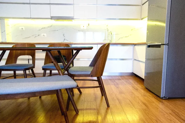 Shtepi me qera Apartament ne Tirane, 2+1, Mobilimi E mobiluar, Pagesa 750  Euro.