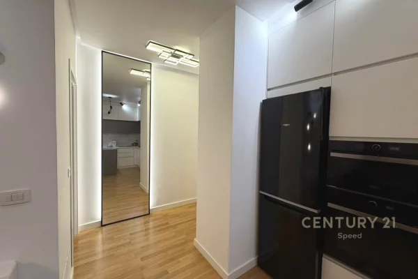 Shtepi me qera Apartament ne Tirane, 2+1, Mobilimi E mobiluar, Pagesa 1,250  Euro.