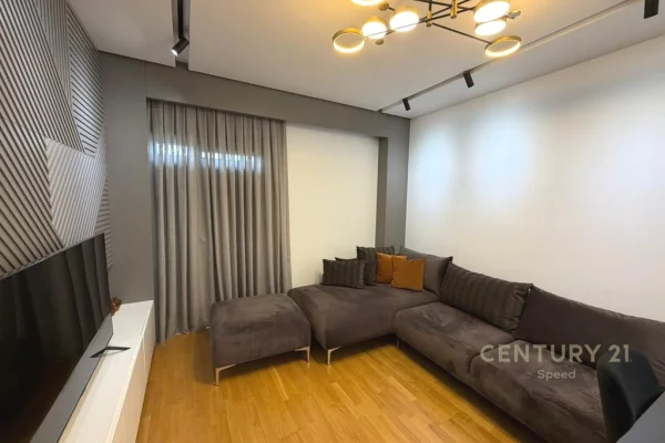 Jepet me qira apartament 2+1+2+ post parkimi tek  Quartum Residence