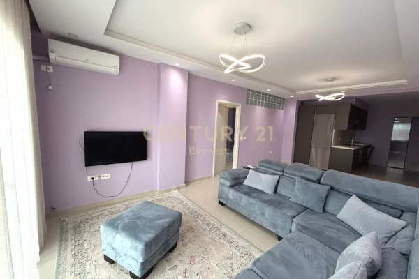 Shtepi ne shitje Apartament ne Tirane, 2+1, Mobilimi E mobiluar, Pagesa 235,000  Euro.