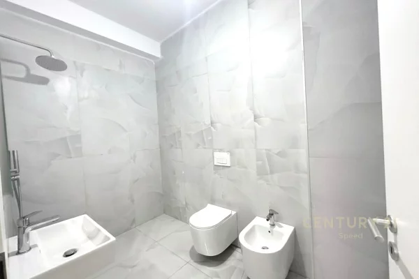 Shtepi ne shitje Apartament ne Tirane, 1+1, Mobilimi E mobiluar, Pagesa 120,000  Euro.