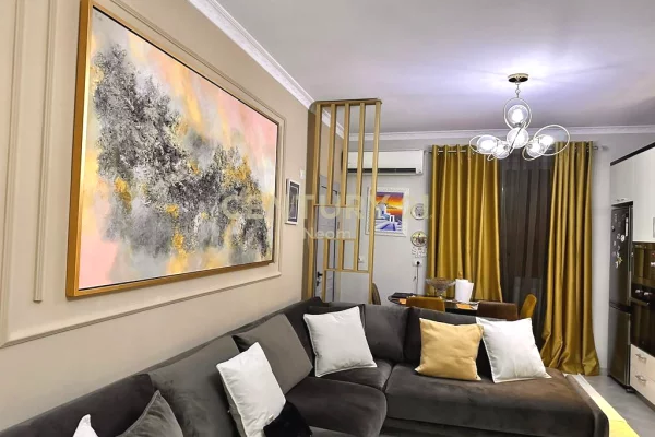 JEPET ME QIRA APARTAMENT 2+1+PARKIM TE KODRA E DIELLIT!