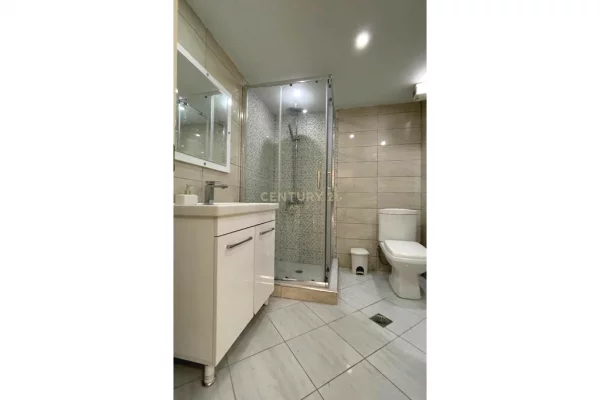 Shtepi me qera Apartament ne Tirane, 2+1, Mobilimi E mobiluar, Pagesa 600  Euro.