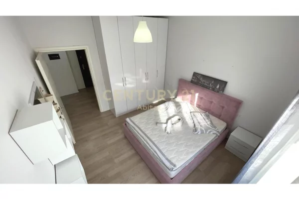 Shtepi me qera Apartament ne Tirane, 2+1, Mobilimi E mobiluar, Pagesa 600  Euro.