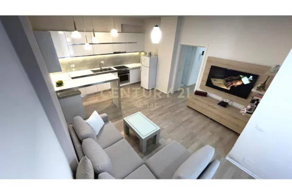 Shtepi me qera Apartament ne Tirane, 2+1, Mobilimi E mobiluar, Pagesa 600  Euro.