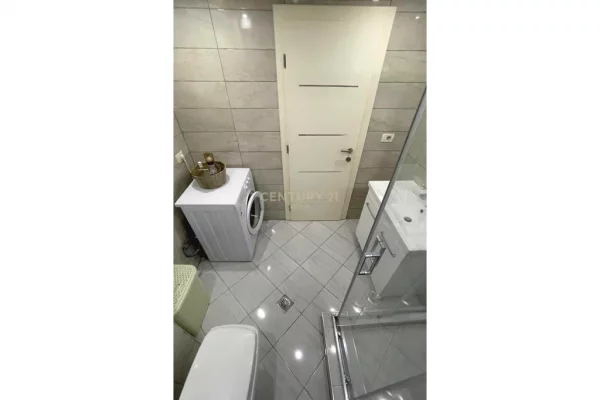 Shtepi me qera Apartament ne Tirane, 2+1, Mobilimi E mobiluar, Pagesa 600  Euro.
