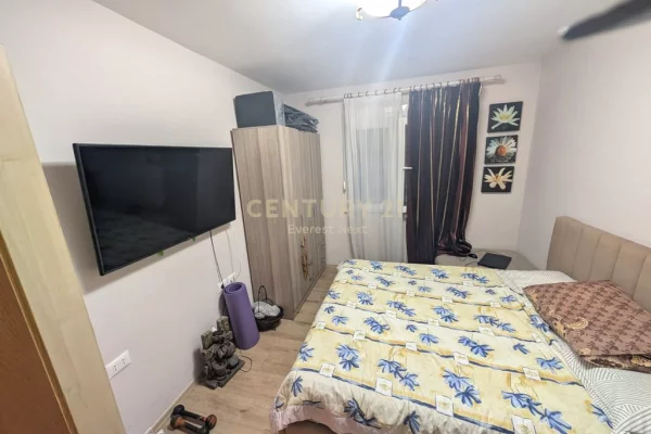 Shtepi ne shitje Apartament ne Tirane, 2+1, Mobilimi E mobiluar, Pagesa 150,000  Euro.