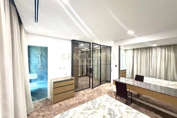 Shtepi me qera Vila Luksoze ne Tirane, 6+1, Mobilimi E mobiluar, Pagesa 5,000  Euro.