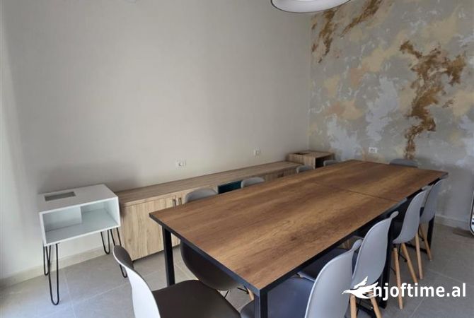 Jepet zyre me qera e mobiluar tek Fusha e Aviacionit