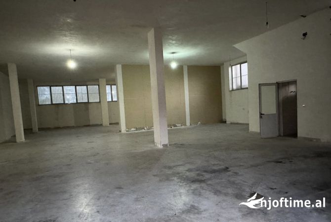 Business Property in Sale 4+1 in Tirana - 380,000 Euro