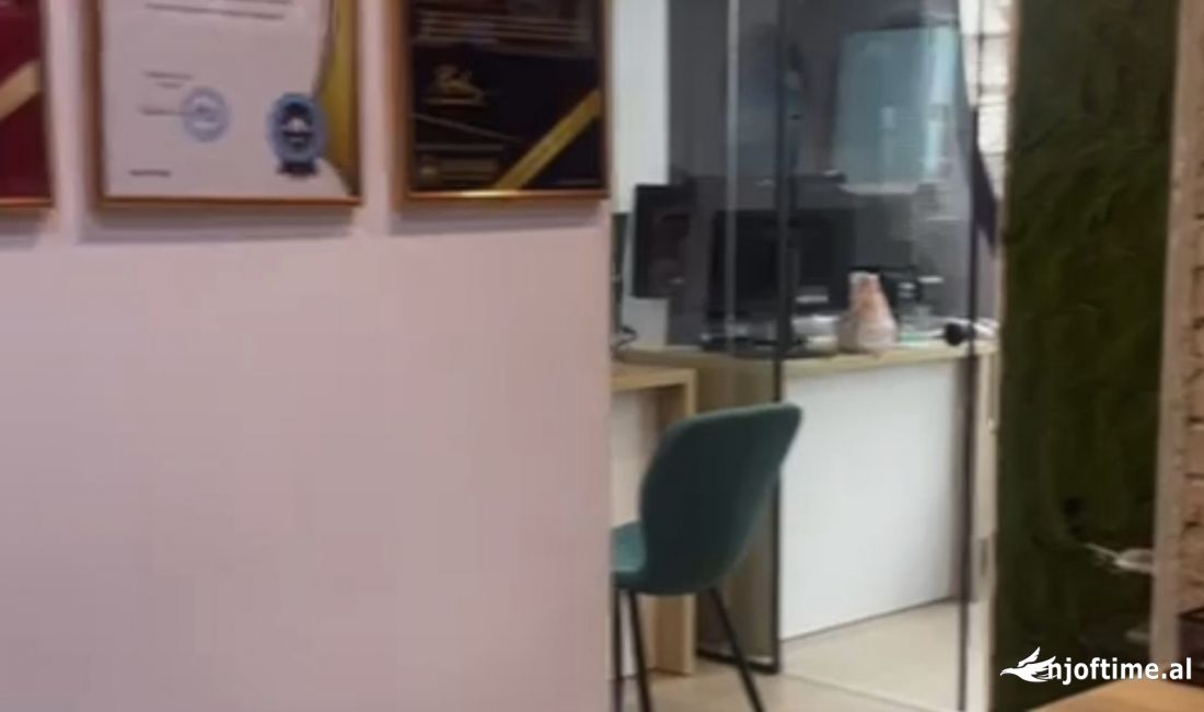 Shitet ambjent biznesi tek 21 Dhjetori