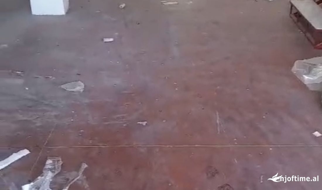 Jepet magazine me qera tek Kmy ne Yzberisht