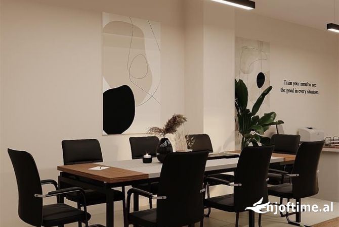 Jepet zyre me qera e mobiluar kati i 2 te Credins Bank Hotel Hilton