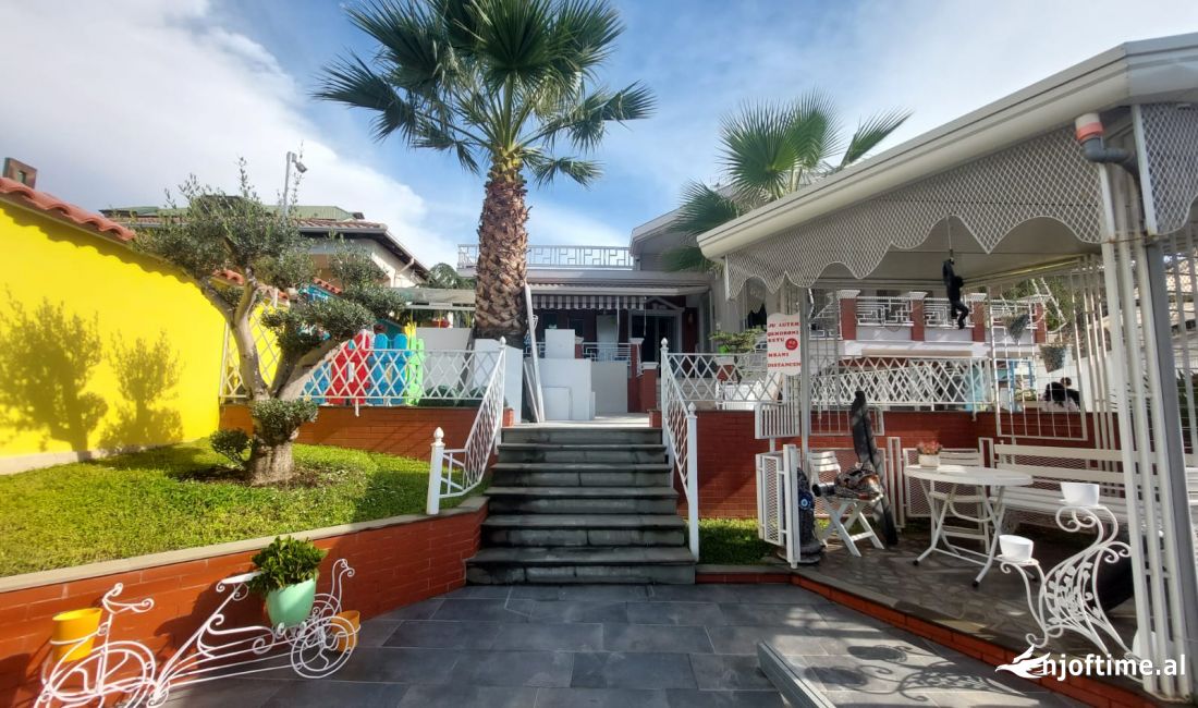 AMBIENT ME QIRA TE KODRA PRIFTIT 