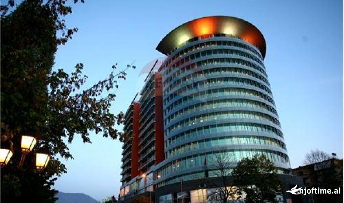 AMBIENT KOMERCIAL PER SHITJE TE ETC