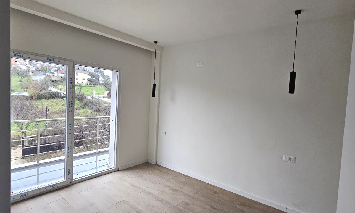 Appartamento in affitto a Tirana 1+1, Arredato