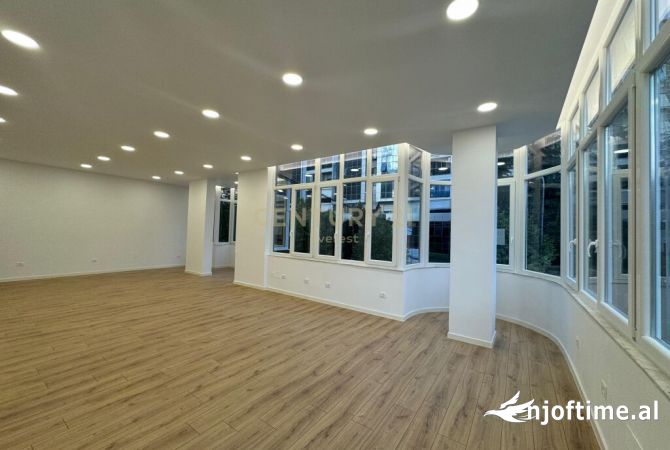 21 DHJETORI, SHESIM AMBIENT PER ZYRA!