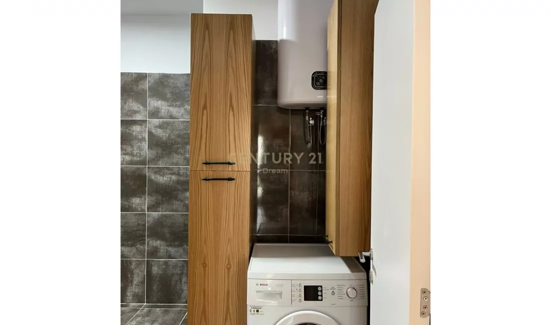 Shtepi me qera Apartament ne Tirane, 1+1, Mobilimi E mobiluar, Pagesa 900  Euro.