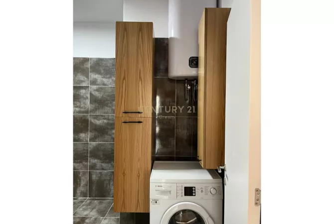 Shtepi me qera Apartament ne Tirane, 1+1, Mobilimi E mobiluar, Pagesa 900  Euro.