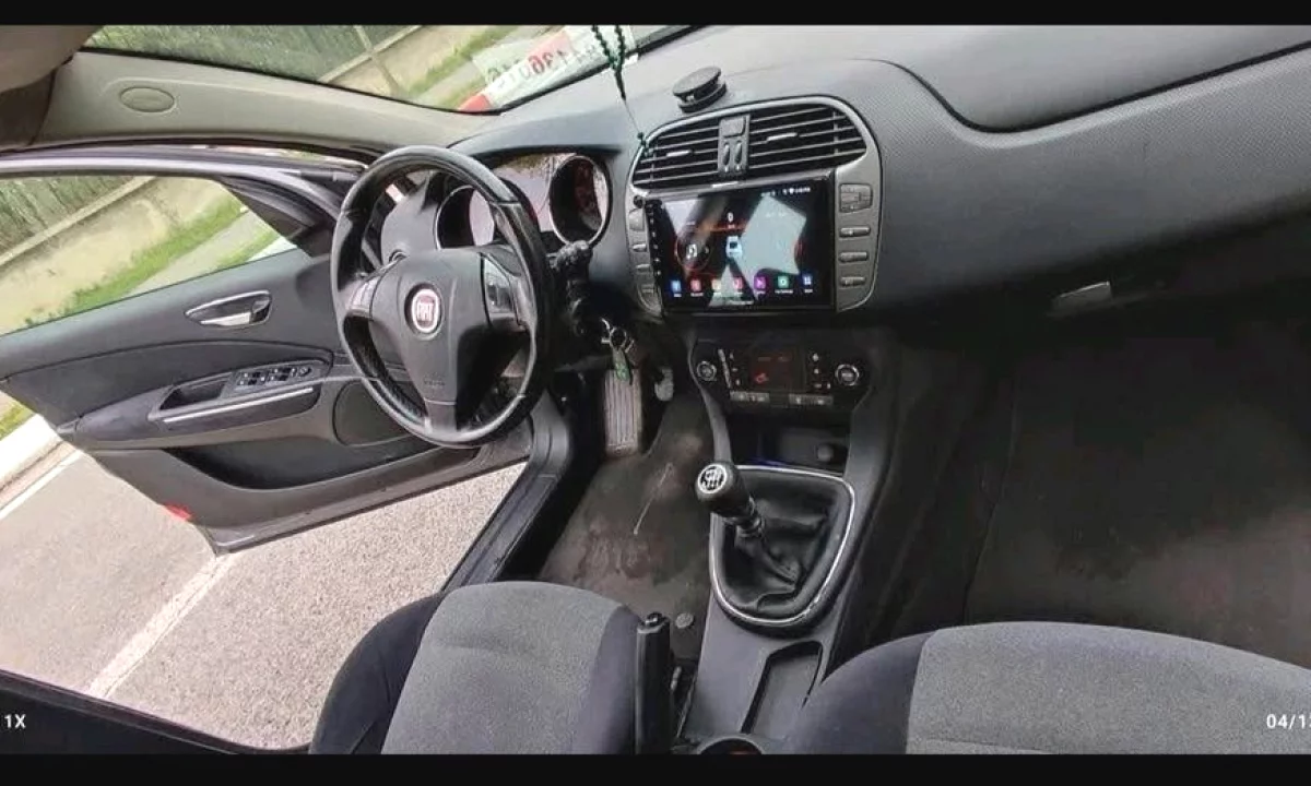 Makina ne shitje ne Tirane, Fiat, 2012 Diesel,Kambio Manual Pagesa 3,000  Euro.