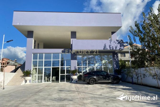 JEPET ME QERA SUPER KAPANON NE KODREN E RRASHBULLIT BUZE RRUGE !