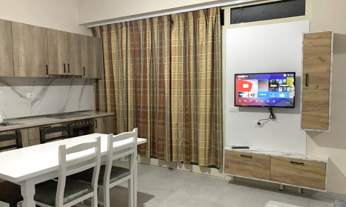 Shtepi me qera Apartament ne Tirane, 1+1, Mobilimi E mobiluar, Pagesa 30,000  Leke.