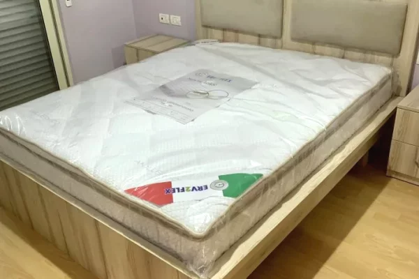 Shtepi me qera Penthose(kati i fundit panoramik) ne Tirane, 2+1, Mobilimi E mobiluar, Pagesa 60,000  Leke.