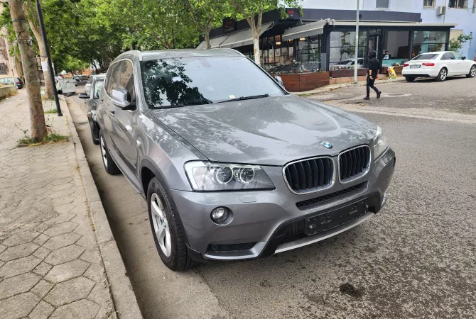 Auto in Vendita a Tirana - 10,500 Euro