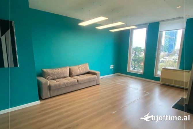 Ambient biznesi ne shitje 3+1 ne Tirane - 12,000 Euro