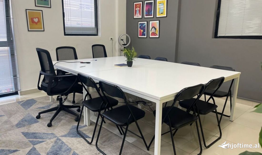 Ambient komercial per SHITJE, sheshi Wilson!