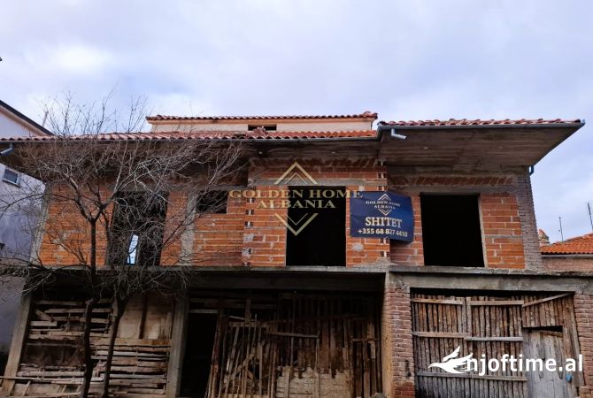 Casa in vendita 4+1 a Koriza - 65,000 Euro