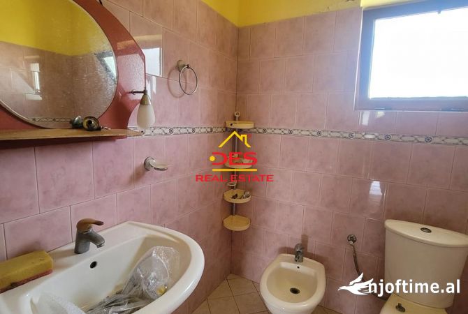 Shtepi ne shitje Shtepi Private ne Sarande, 2+1, Mobilimi Bosh, pa mobiluar, Pagesa 90,000  Euro.