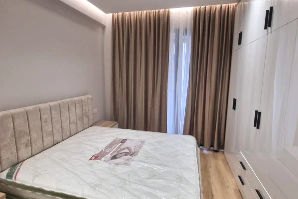 Shtepi me qera Apartament ne Tirane, 1+1, Mobilimi E mobiluar, Pagesa 50,000  Leke.