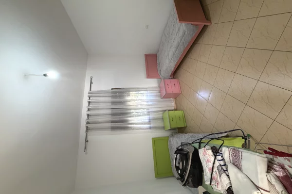 Shtepi me qera Shtepi Private ne Tirane, 2+1, Mobilimi E mobiluar, Pagesa 500  Euro.