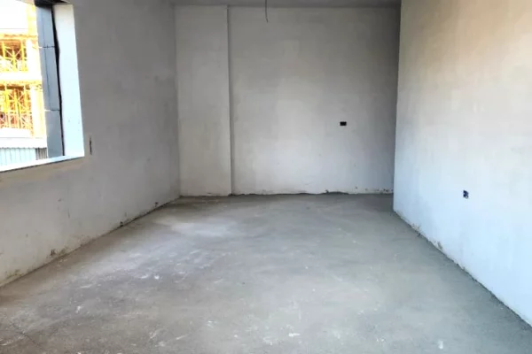 Apartment for sale in Tirana 1+1, Emty