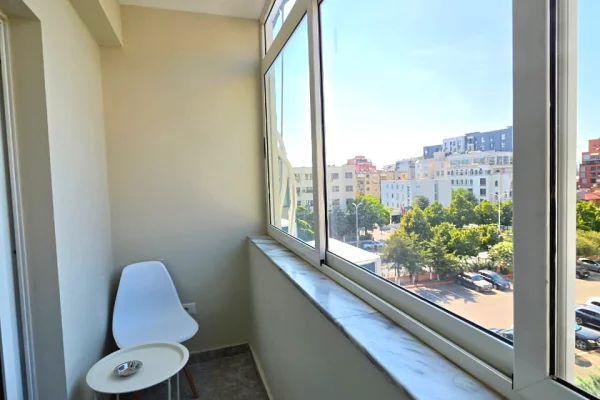 Shtepi ne shitje Apartament ne Tirane, 1+1, Mobilimi E mobiluar, Pagesa 187,000  Euro.