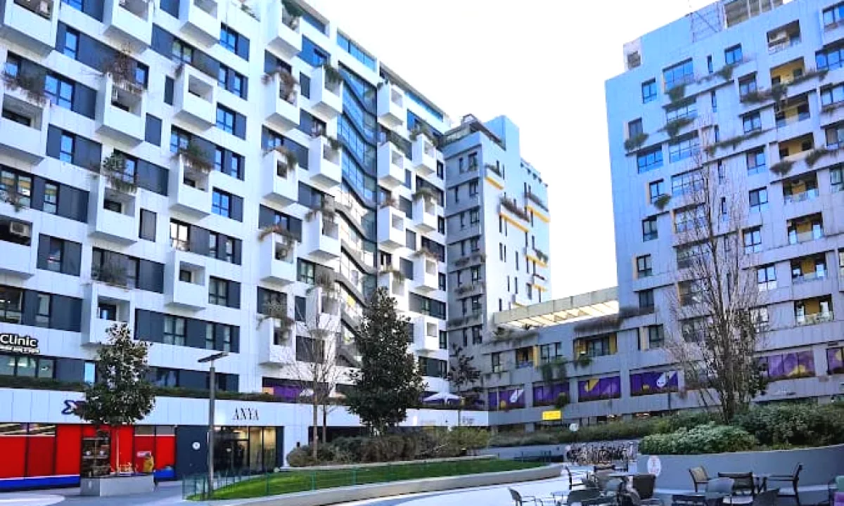 Shtepi ne shitje Apartament ne Tirane, 2+1, Mobilimi Bosh, pa mobiluar, Pagesa 297,000  Euro.