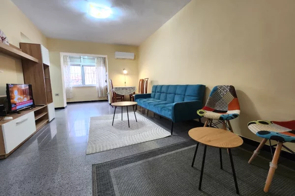 Shtepi me qera Apartament ne Tirane, 1+1, Mobilimi E mobiluar, Pagesa 55,000  Leke.