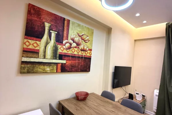 Shtepi me qera Apartament ne Tirane, 1+1, Mobilimi E mobiluar, Pagesa 50,000  Leke.