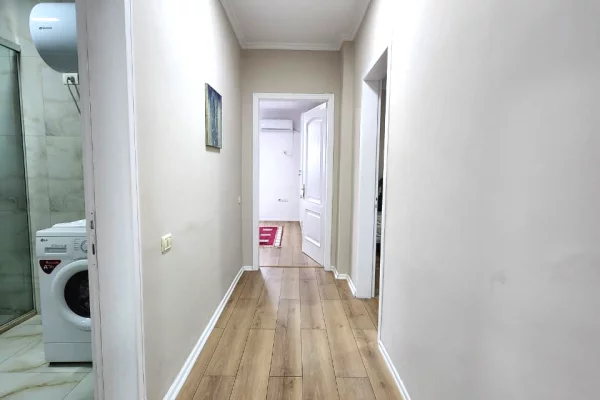 Shtepi me qera Apartament ne Tirane, 2+1, Mobilimi E mobiluar, Pagesa 1,000  Euro.