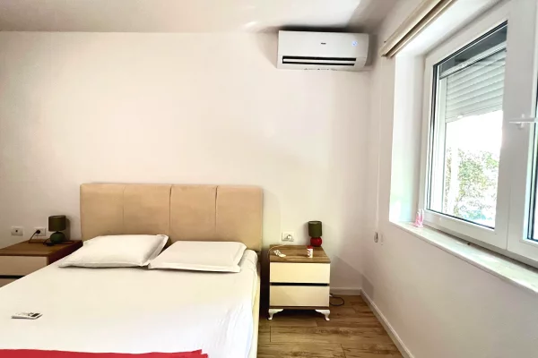 Shtepi me qera Apartament ne Tirane, 2+1, Mobilimi E mobiluar, Pagesa 70,000  Leke.