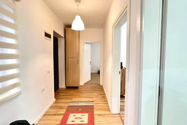Shtepi me qera Apartament ne Tirane, 2+1, Mobilimi E mobiluar, Pagesa 70,000  Leke.