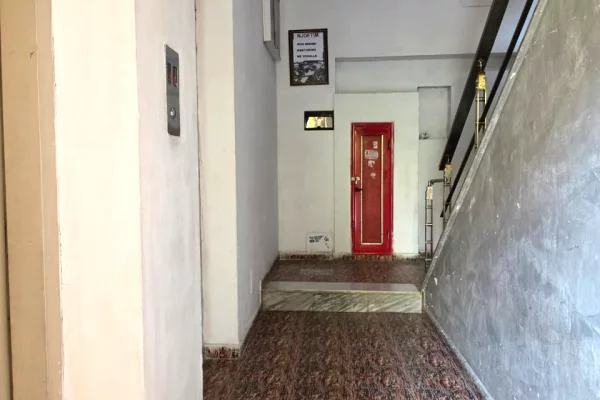Casa in vendita Appartamento a Tirana, 3+1, Ambiente Arredato, Pagamento 240,000  Euro.
