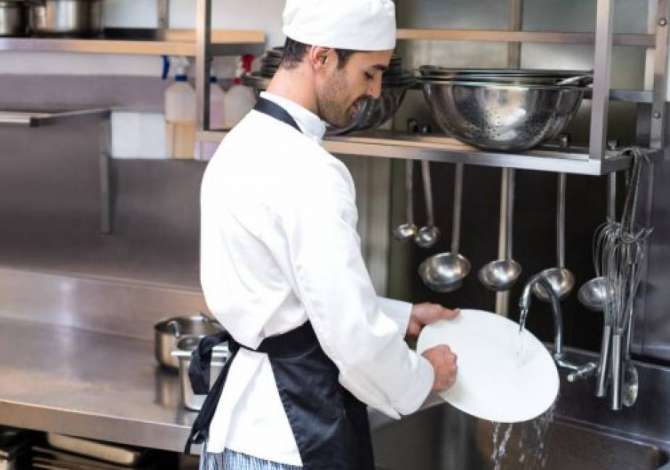 Njoftime Pune ne Himare, Profesioni Pjaralarese/ Ndihmese Kuzhine , Me eksperience, Pagesa 950  Euro.