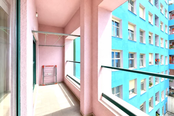 Shtepi ne shitje Apartament ne Tirane, 2+1, Mobilimi E mobiluar, Pagesa 180,000  Euro.